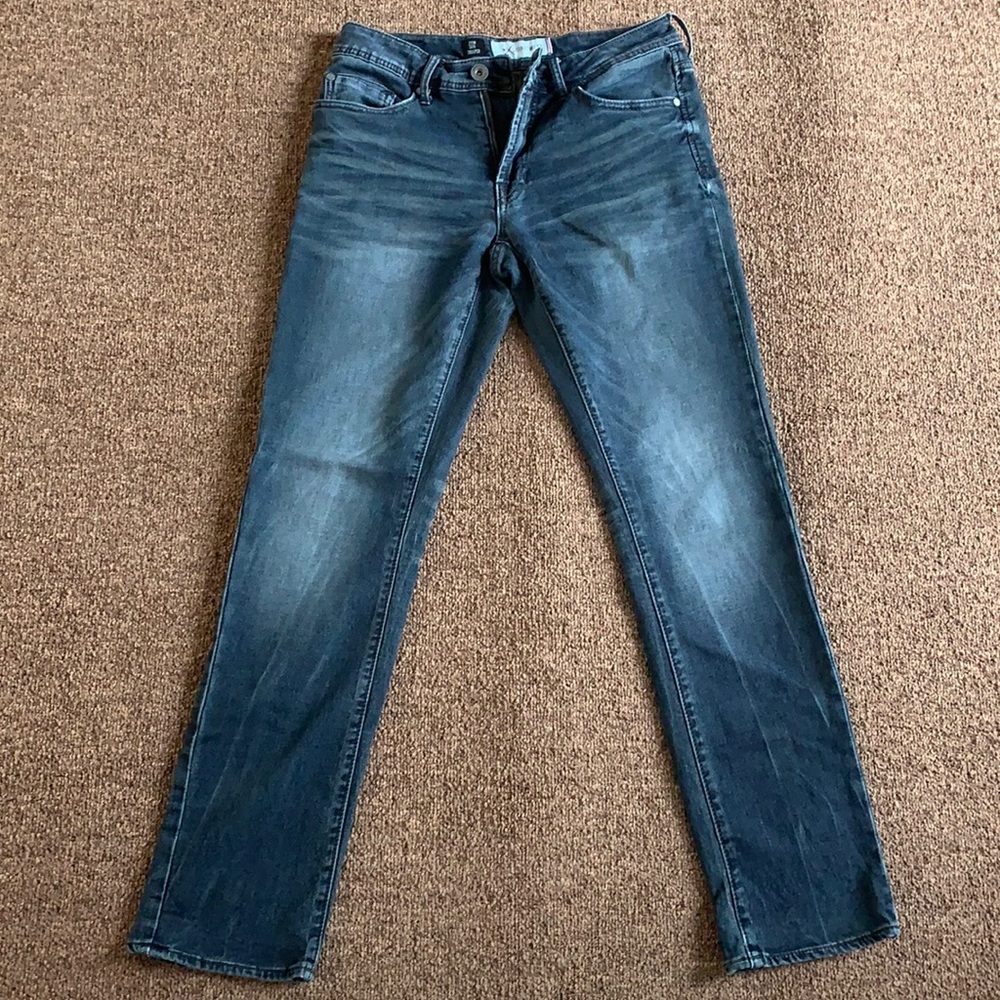 Buckle jeans